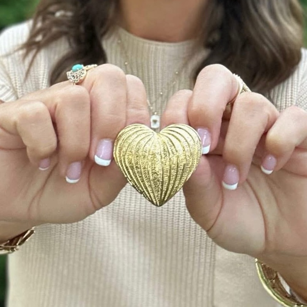 Park Lane LOVELLE Pin Gold Heart Pendant NIB NWT